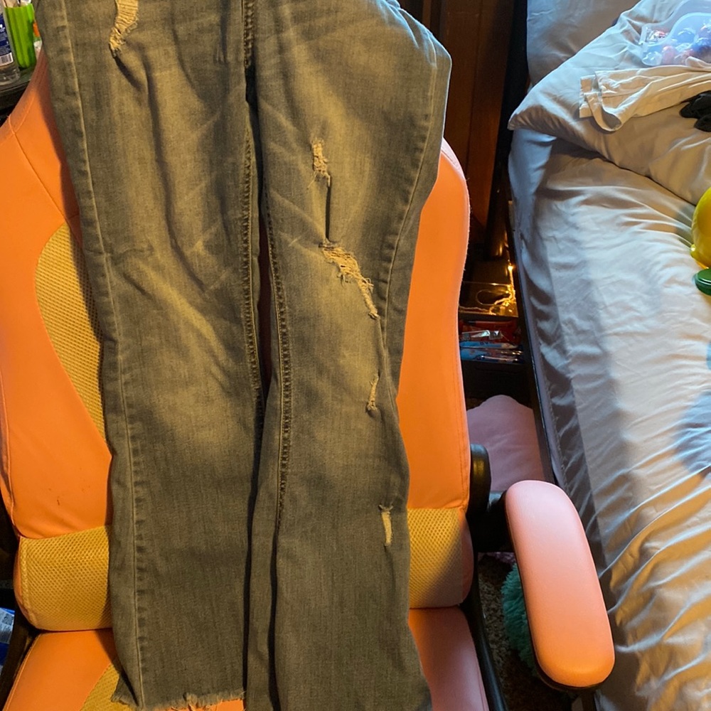 Please are bell bottom jeans light blue